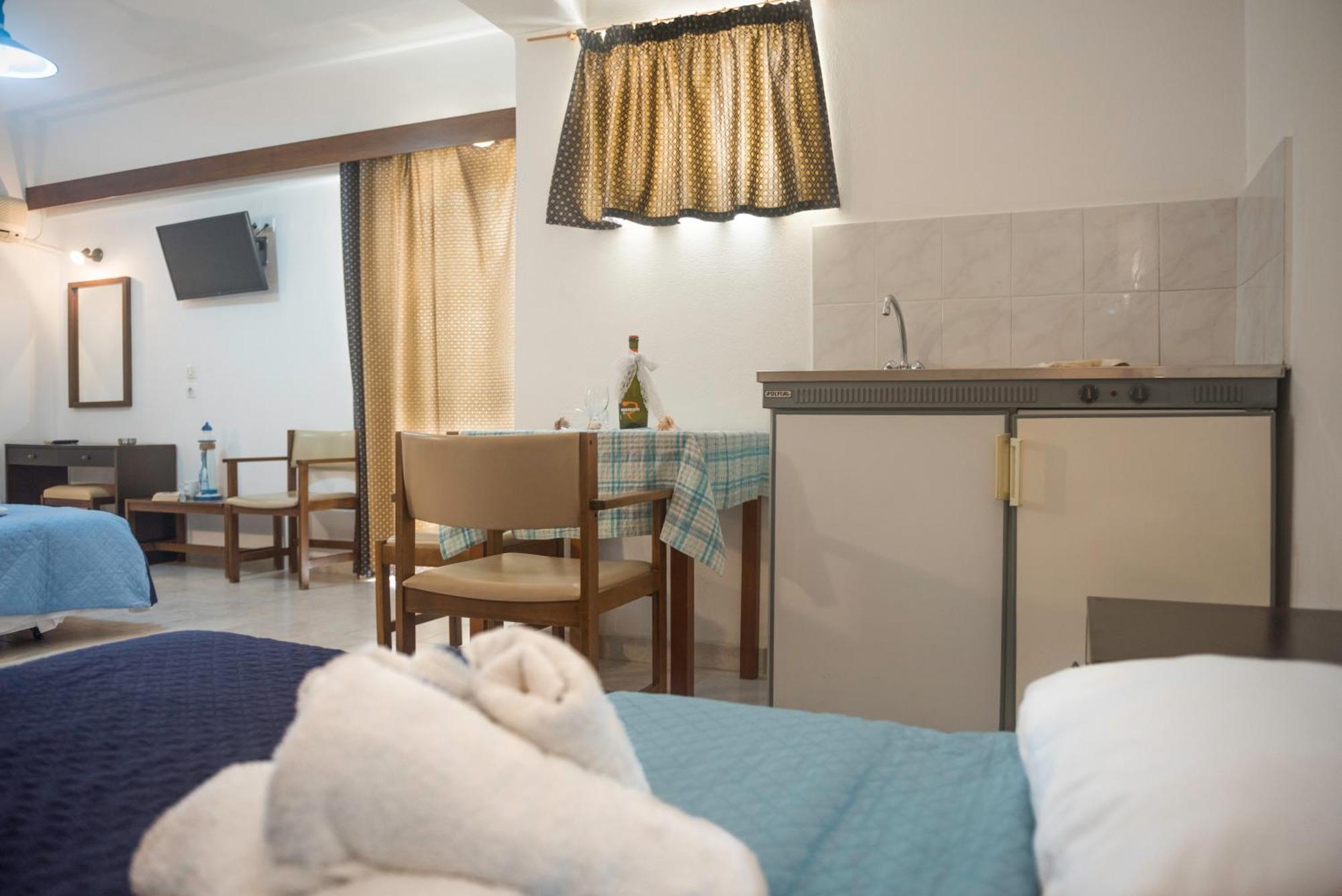 Antonios Hotel Фаліракі Номер фото